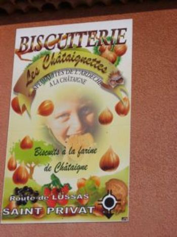 enseigne de la biscuiterie illustre avec des chtaignes